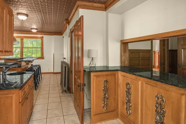 $750,000 | 565 Holly Avenue, St. Paul, MN 55102