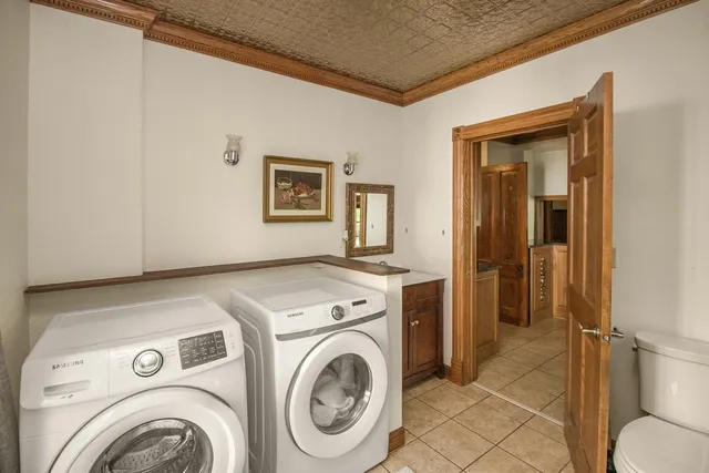 $750,000 | 565 Holly Avenue, St. Paul, MN 55102