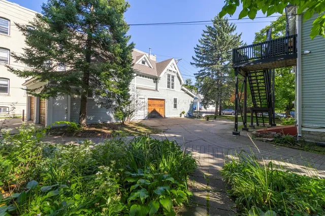 $750,000 | 565 Holly Avenue, St. Paul, MN 55102