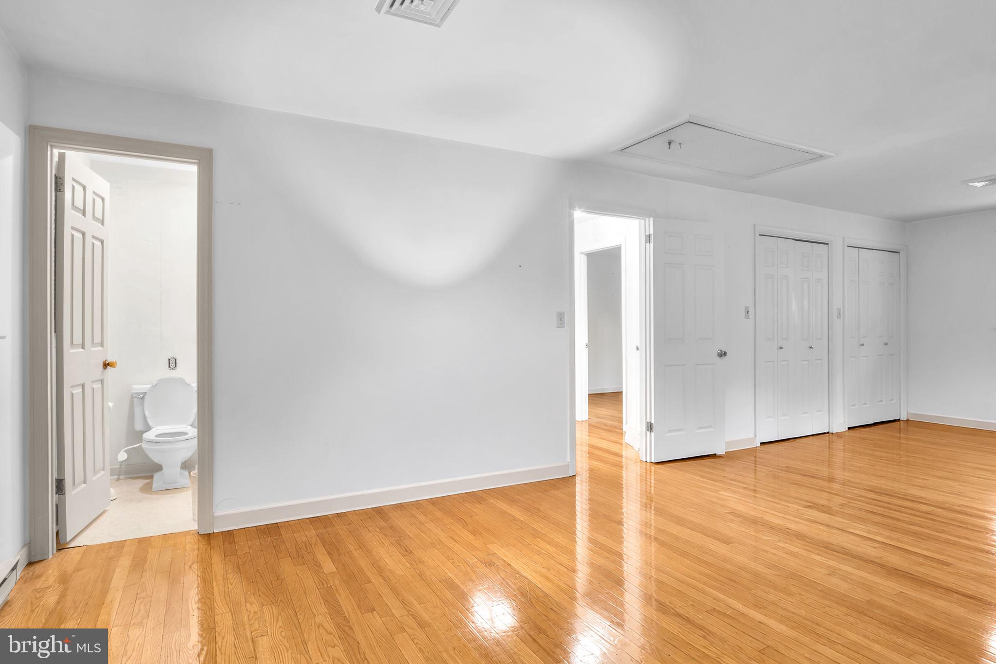 1327 Kuhn Road Boiling Springs, PA 17007 - Photo 27 of 39 Gallery Image 27