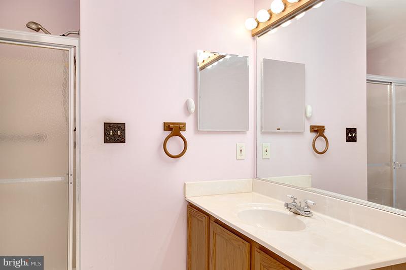 2605 Rigging Drive Annapolis, MD 21401 - Photo 21 of 23 Bath (Master)