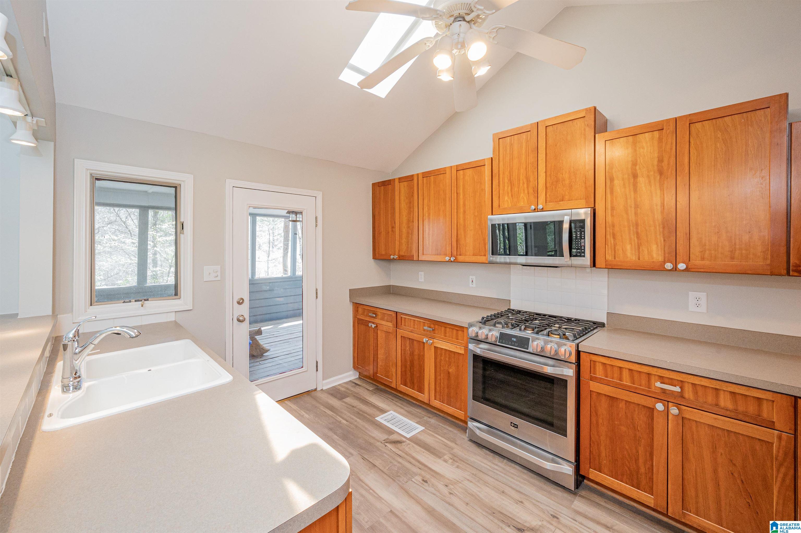 4339 Palisades Road Birmingham, AL 35210 - Photo 12 of 49