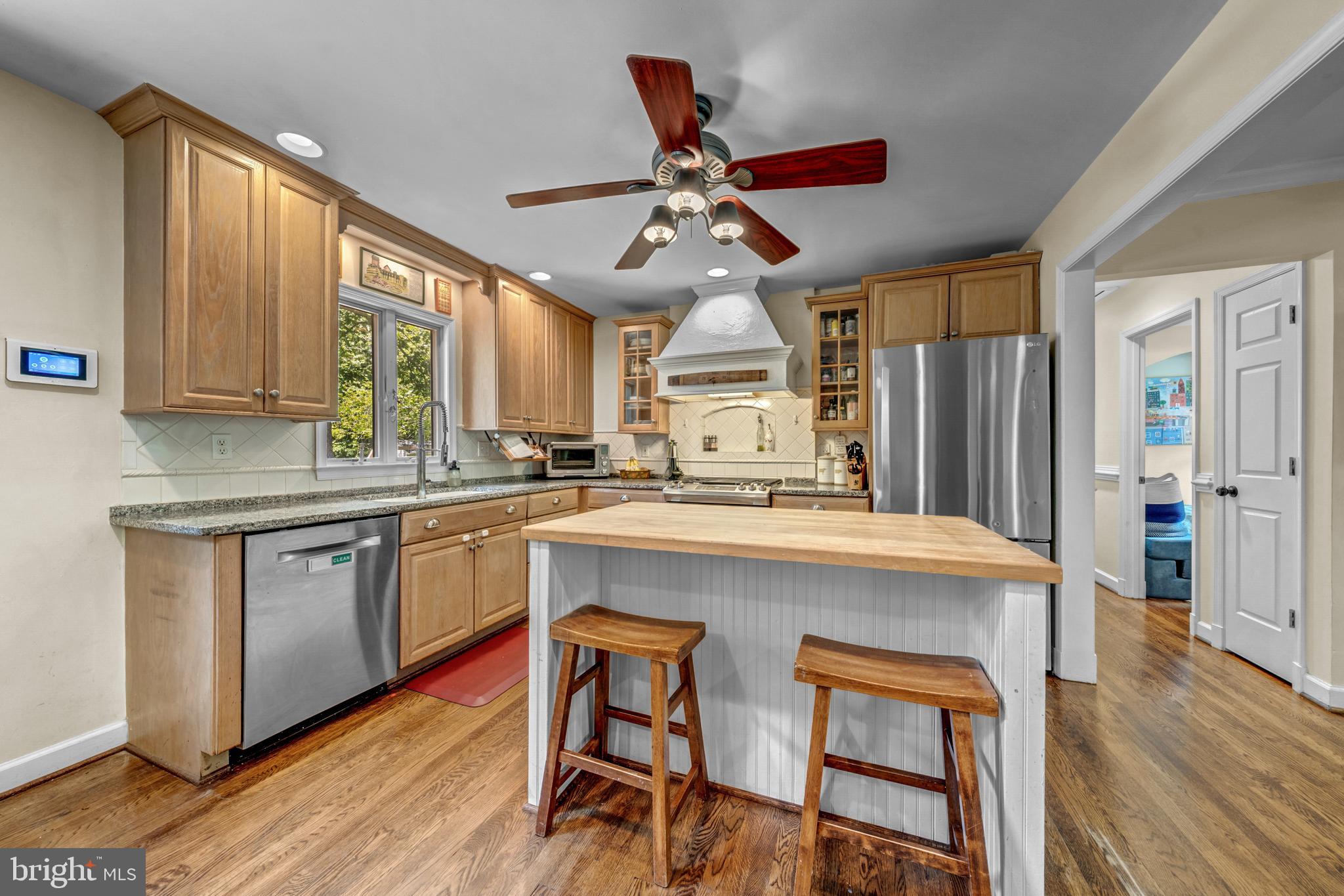 35094 Scotland Heights Road Round Hill, VA 20141 - Photo 8 of 41