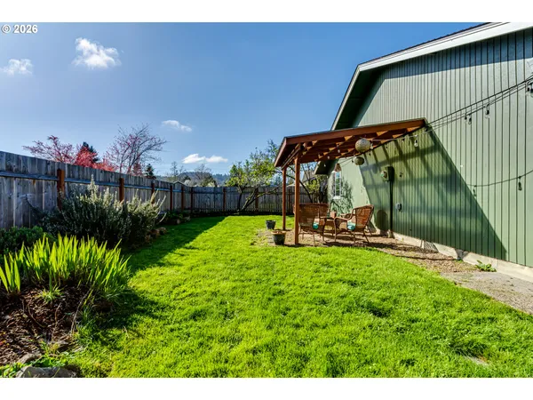 $434,900 | 3958 Pam Street, Eugene, OR 97402