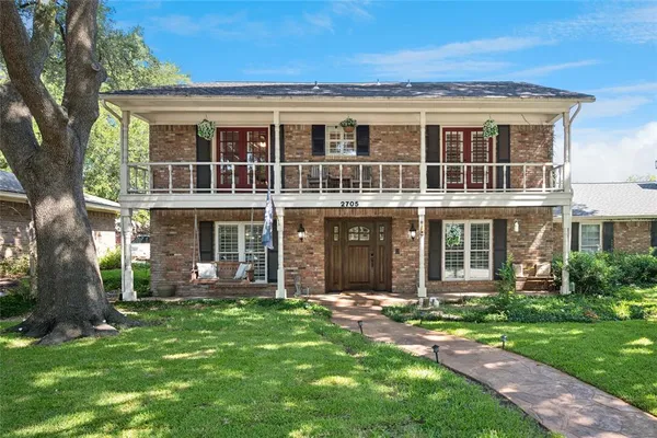 $619,000 | 2705 Prairie Creek Court, Plano, TX 75075