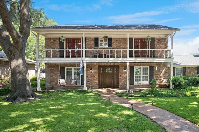 $619,000 | 2705 Prairie Creek Court, Plano, TX 75075