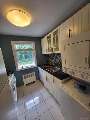 $295,000 | 224-23 Kingsbury Avenue, Unit B | Oakland Gardens