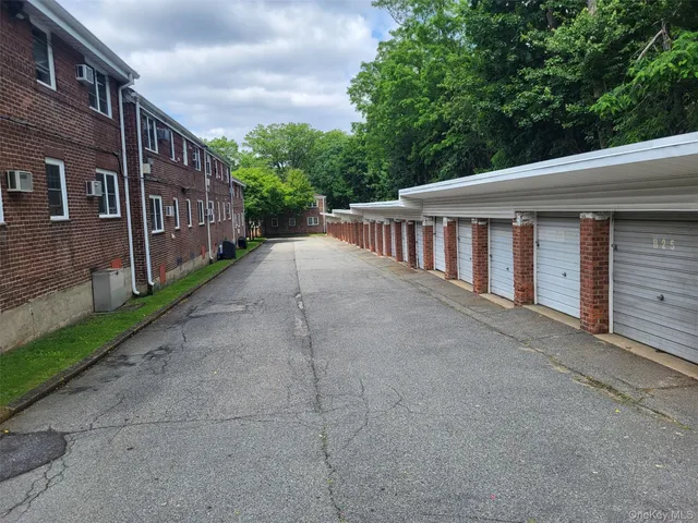 $295,000 | 224-23 Kingsbury Avenue, Unit B | Oakland Gardens