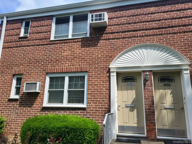 $295,000 | 224-23 Kingsbury Avenue, Unit B | Oakland Gardens