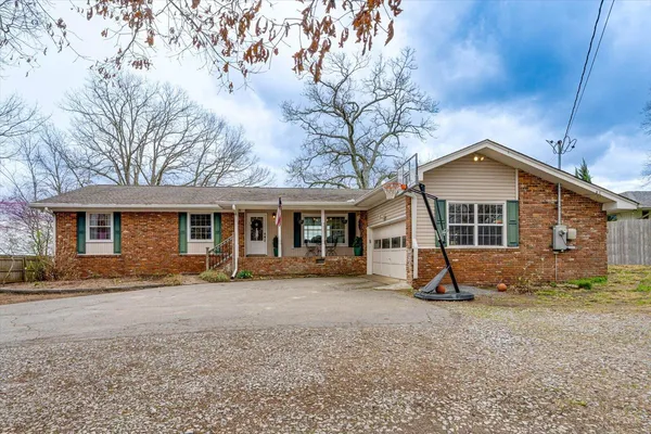 $885,000 | 6216 Forest Park Drive, Signal Mountain, TN 37377