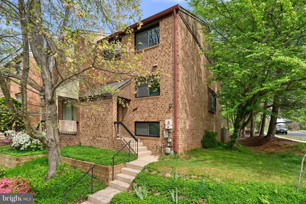 $455,000 | 8902 Skyrock Court, Columbia, MD 21046