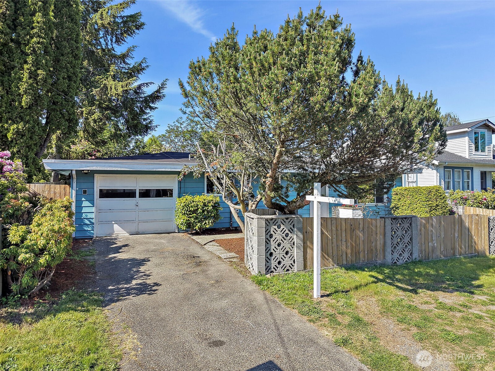 1410 Southwest 149th Street Burien, WA 98166 - Photo 2 of 35