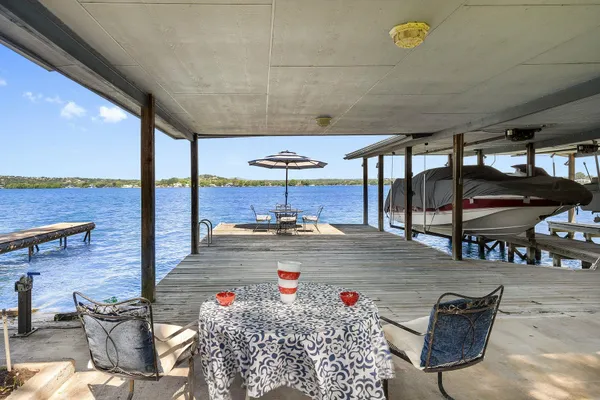 $1,400,000 | 132 Web Isle Drive, Granite Shoals, TX 78654