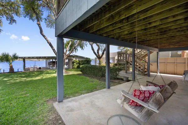 $1,400,000 | 132 Web Isle Drive, Granite Shoals, TX 78654