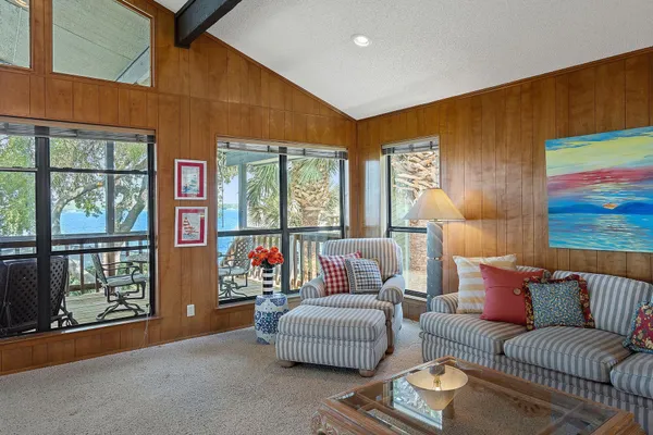 $1,400,000 | 132 Web Isle Drive, Granite Shoals, TX 78654