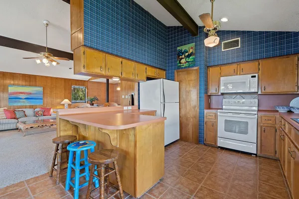 $1,400,000 | 132 Web Isle Drive, Granite Shoals, TX 78654