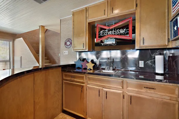 $1,400,000 | 132 Web Isle Drive, Granite Shoals, TX 78654