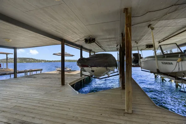 $1,400,000 | 132 Web Isle Drive, Granite Shoals, TX 78654