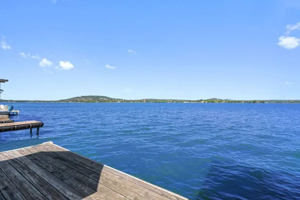 $1,400,000 | 132 Web Isle Drive, Granite Shoals, TX 78654