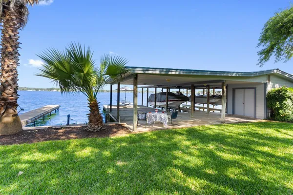 $1,400,000 | 132 Web Isle Drive, Granite Shoals, TX 78654