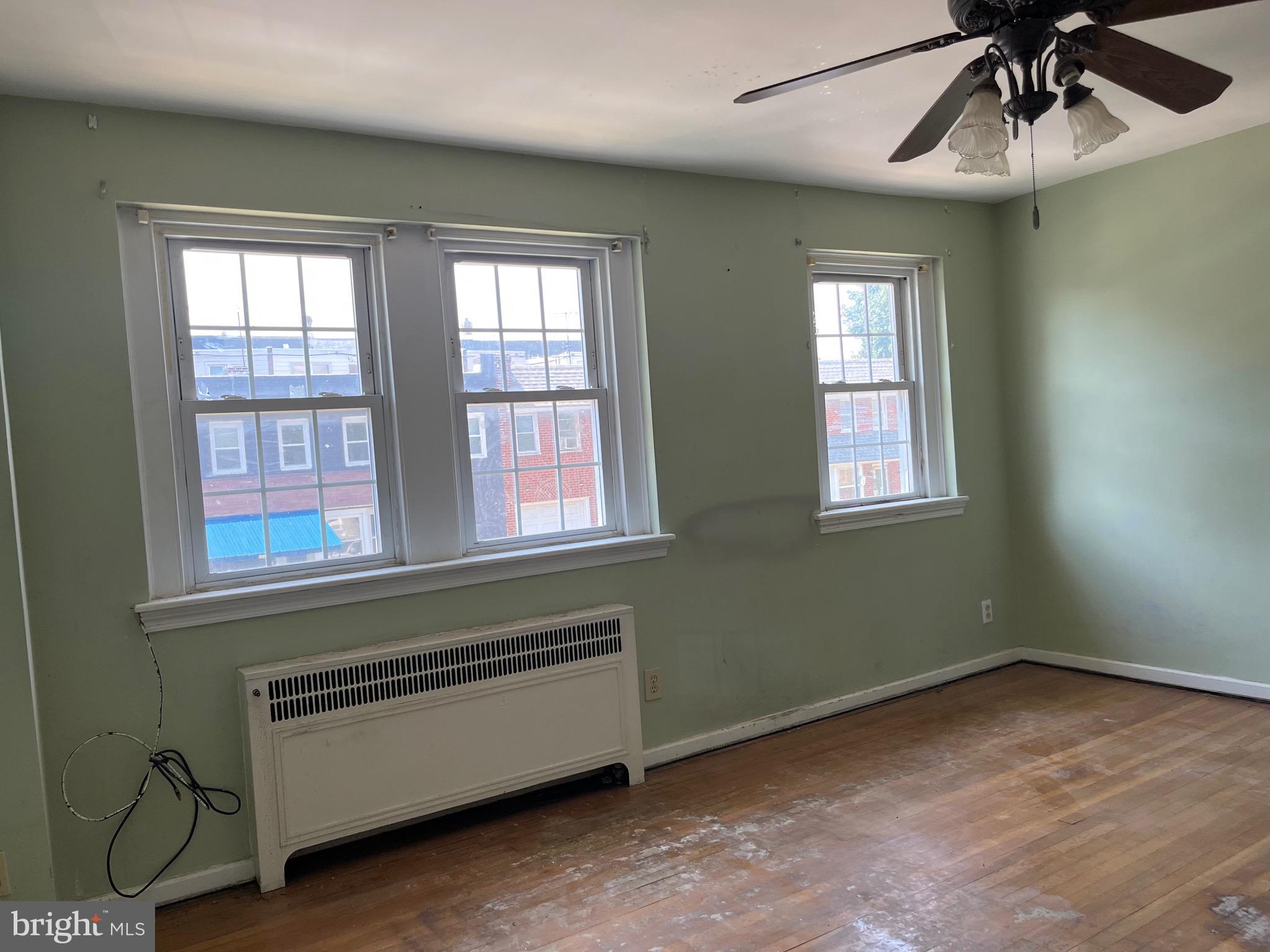 219 Glendale Road Upper Darby, PA 19082 - Photo 15 of 22