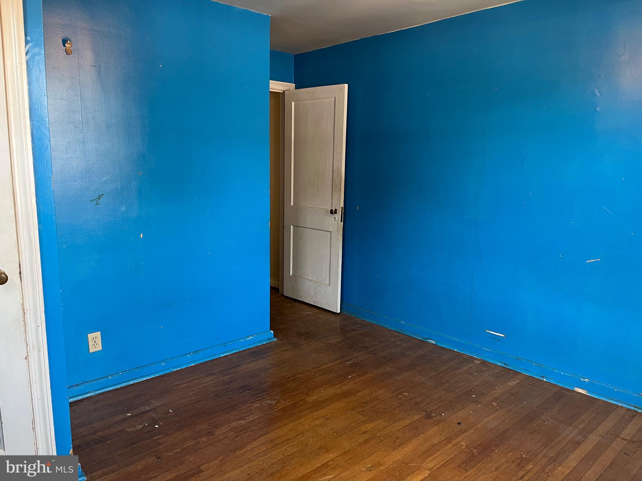 219 Glendale Road Upper Darby, PA 19082 - Photo 18 of 22