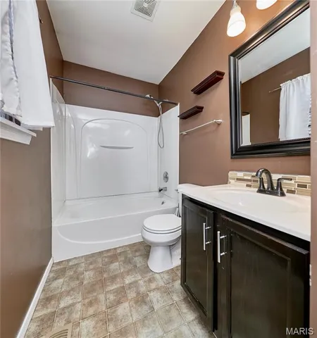 $1,925 | 274 Tyndale Drive, O'Fallon, MO 63366