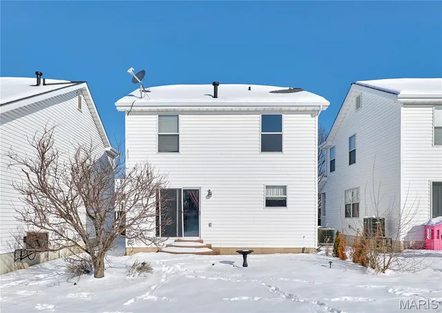 $1,925 | 274 Tyndale Drive, O'Fallon, MO 63366