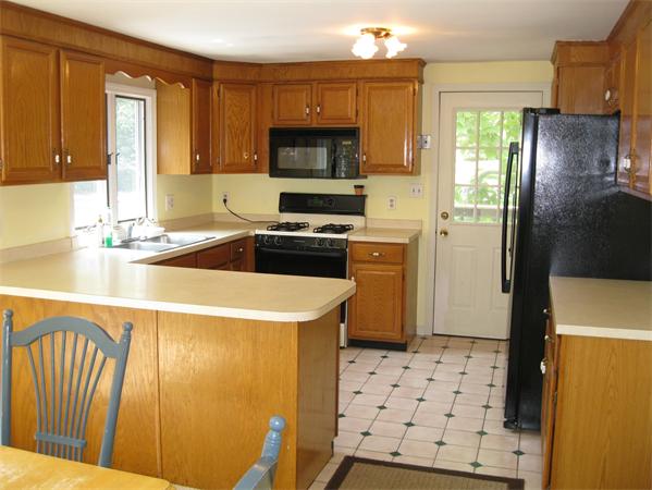 141 Bay State Road Methuen, MA 01844 - Photo 10 of 22 Gallery Image 10