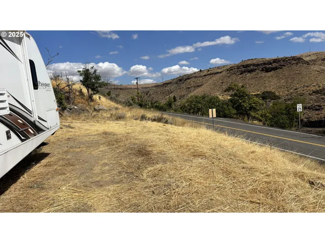 $70,000 | 0 South Highway 197, Maupin, OR 97037