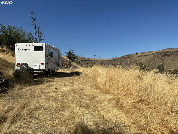 $70,000 | 0 South Highway 197, Maupin, OR 97037