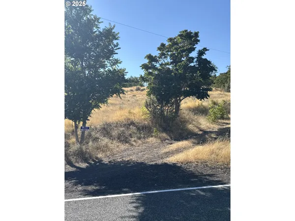 $70,000 | 0 South Highway 197, Maupin, OR 97037