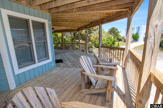 $1,297,700 | 1032 Lighthouse Drive, Corolla, NC 27927