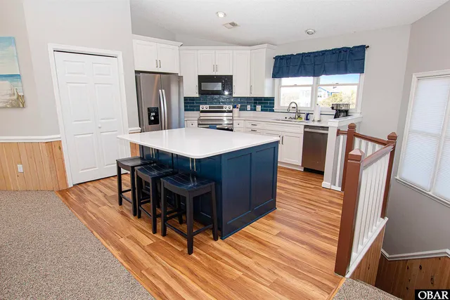 $1,297,700 | 1032 Lighthouse Drive, Corolla, NC 27927