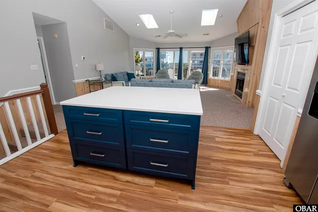 $1,297,700 | 1032 Lighthouse Drive, Corolla, NC 27927