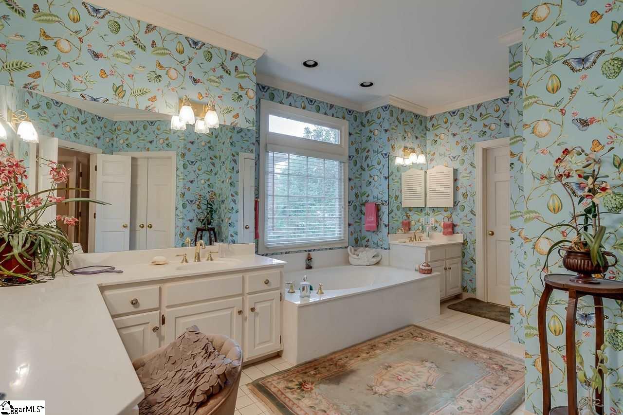 252 Woods Road Greer, SC 29650 - Photo 13 of 36 Gallery Image 13