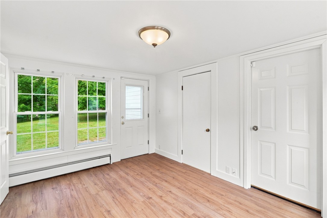 37 Ryefield Road Scituate, RI 02831 - Photo 7 of 23 Gallery Image 7