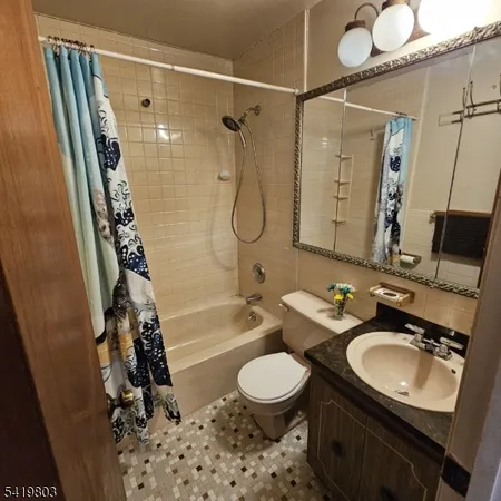 $354,999 | 57 Dorchester Court, Hillsborough, NJ 08844