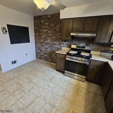 $354,999 | 57 Dorchester Court, Hillsborough, NJ 08844