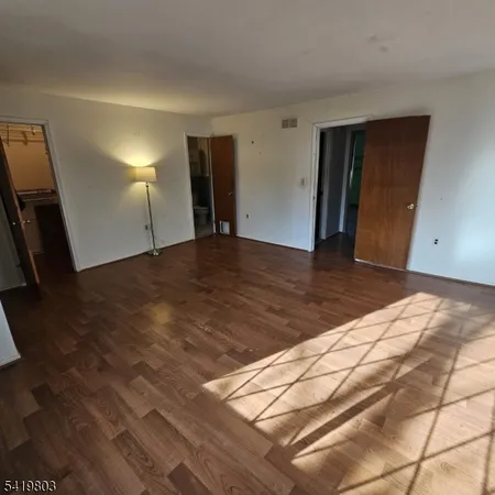 $354,999 | 57 Dorchester Court, Hillsborough, NJ 08844