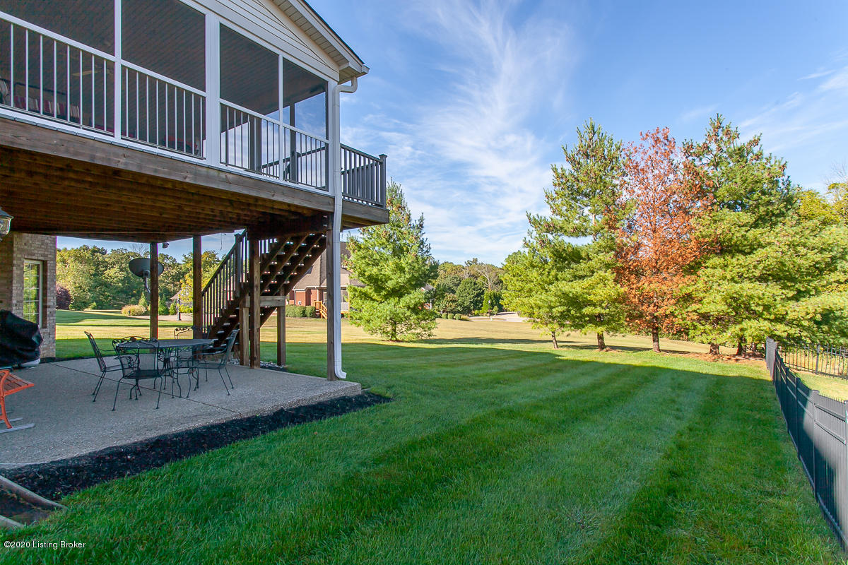 13327 Ridgemoor Drive Prospect, KY 40059 - Photo 41 of 44 Back Yard