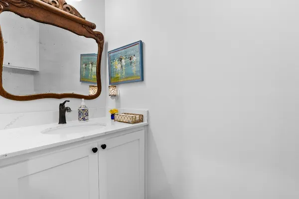 $690,000 | 229 Knollwood Creek, Onalaska, TX 77360