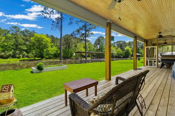 $690,000 | 229 Knollwood Creek, Onalaska, TX 77360