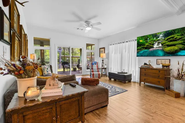 $690,000 | 229 Knollwood Creek, Onalaska, TX 77360