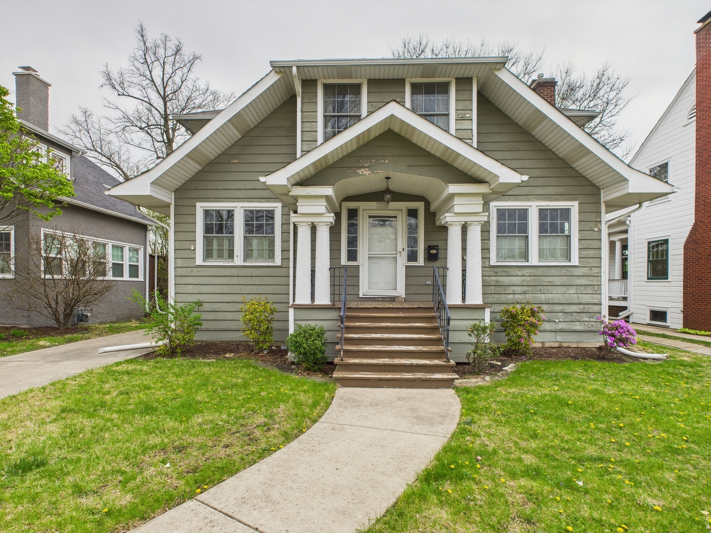 293 Northwood Road Riverside, IL 60546 - Photo 1 of 31