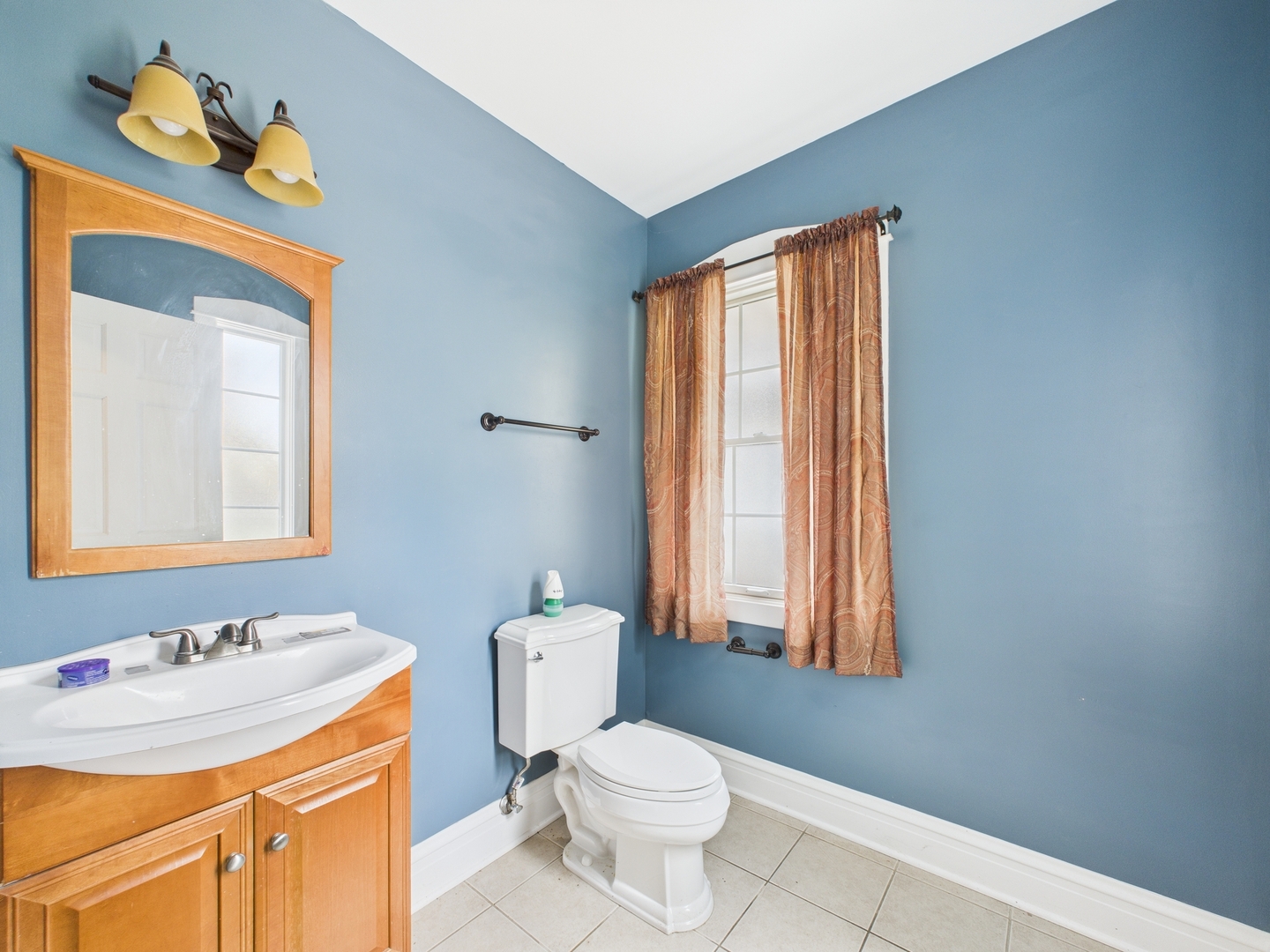 293 Northwood Road Riverside, IL 60546 - Photo 13 of 31