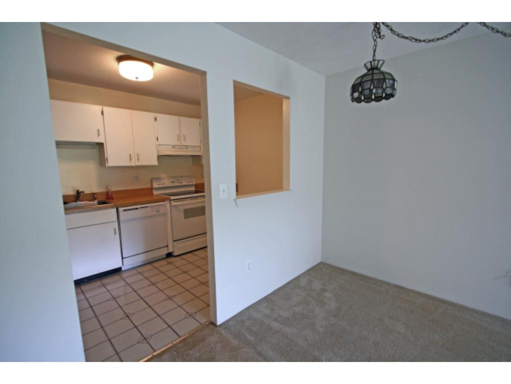 14 Strawberry Bank Road, Unit 6 Nashua, NH 03062 - Photo 4 of 14