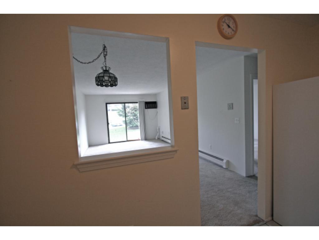 14 Strawberry Bank Road, Unit 6 Nashua, NH 03062 - Photo 8 of 14