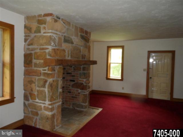 60 White Oak Road Red Lion, PA 17356 - Photo 2 of 11
