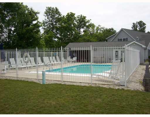 7435 Dunns Pond Circle, Unit 20 Russells Point, OH 43348 - Photo 4 of 9